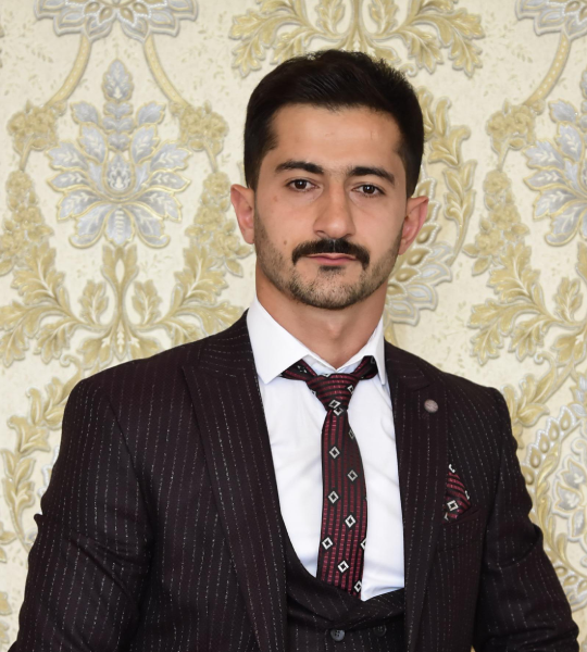 Adıgözəlov Qüdrət Rövşən oğlu