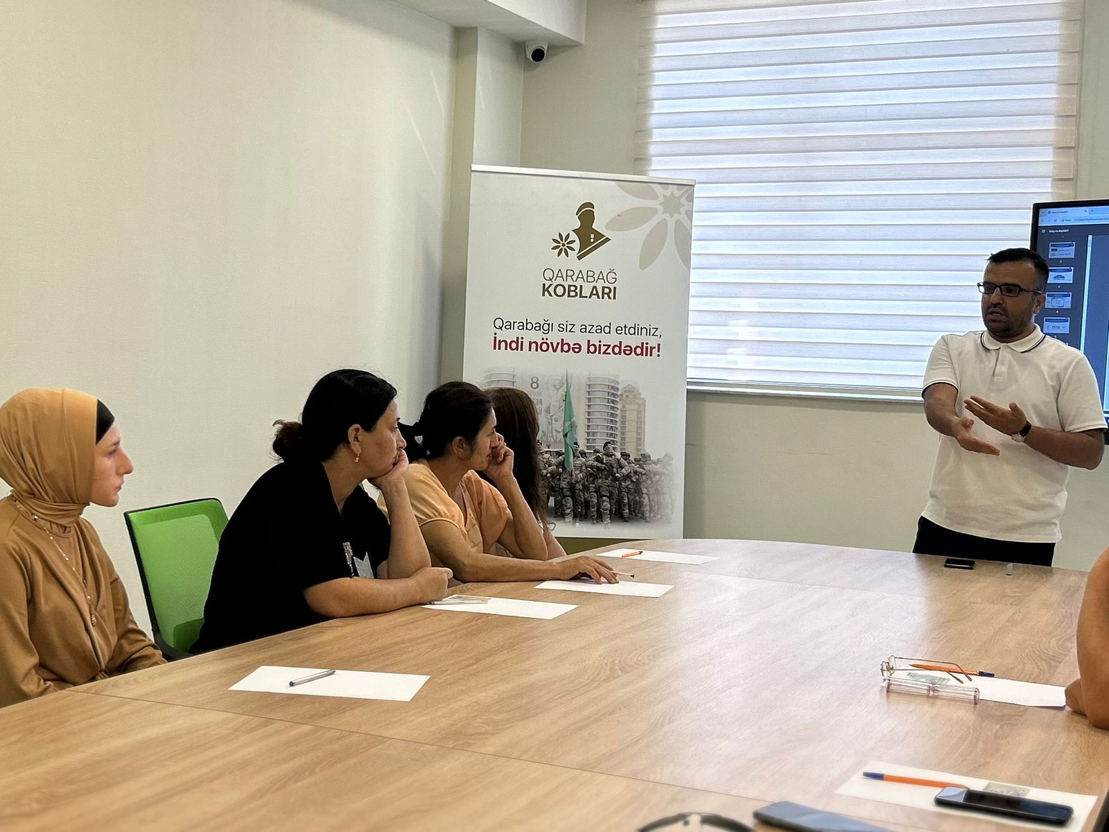 Bərdə şəhərində Qarabağ KOB-ları proqramı çərçivəsində “Satış” mövzusunda təlim başlanıb.