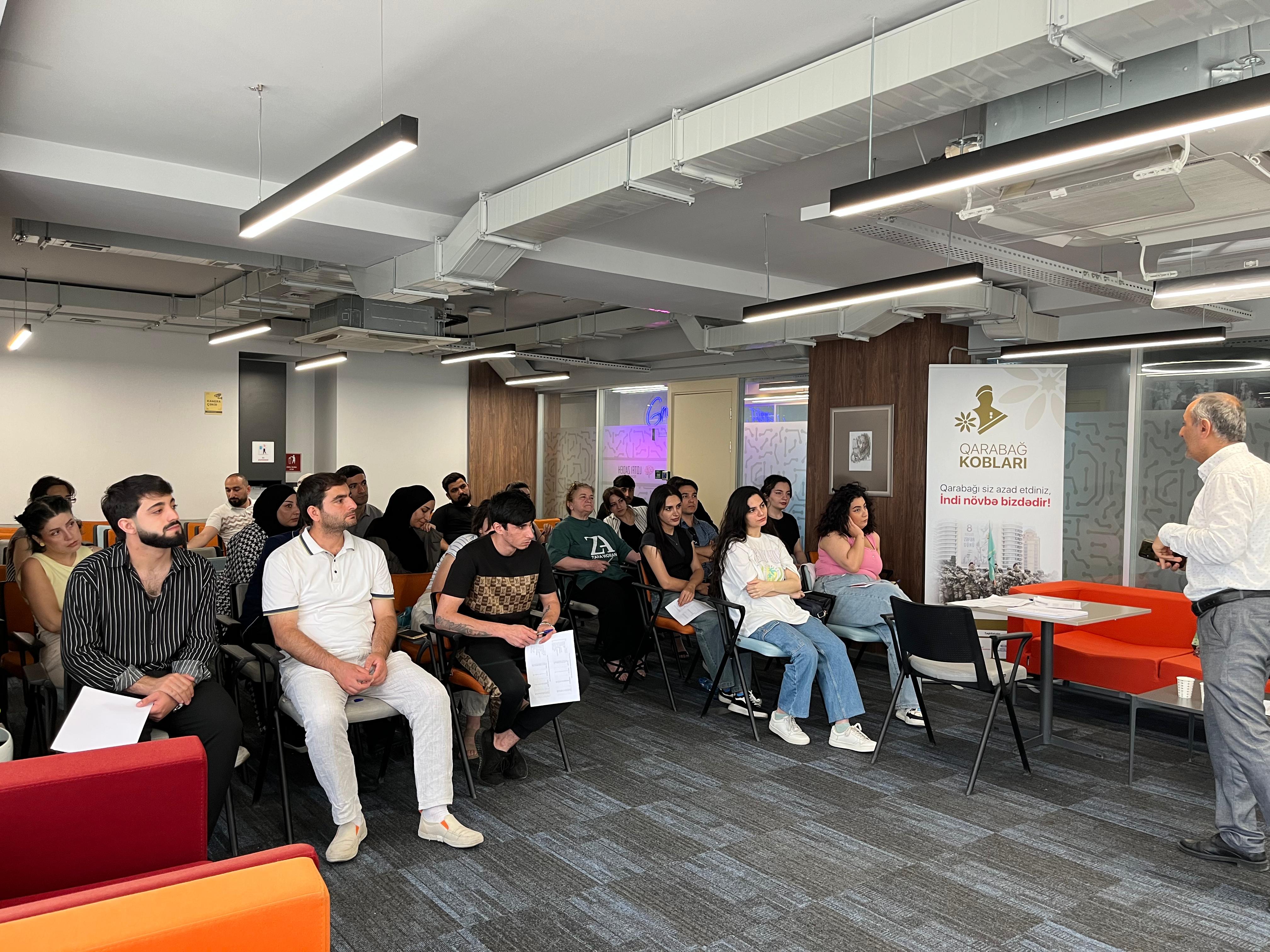 Qarabağ KOB-ları layihəsi çərçivəsində Bakı şəhərində “Maliyyənin idarə olunması” mövzusunda təlimlər keçirilib.