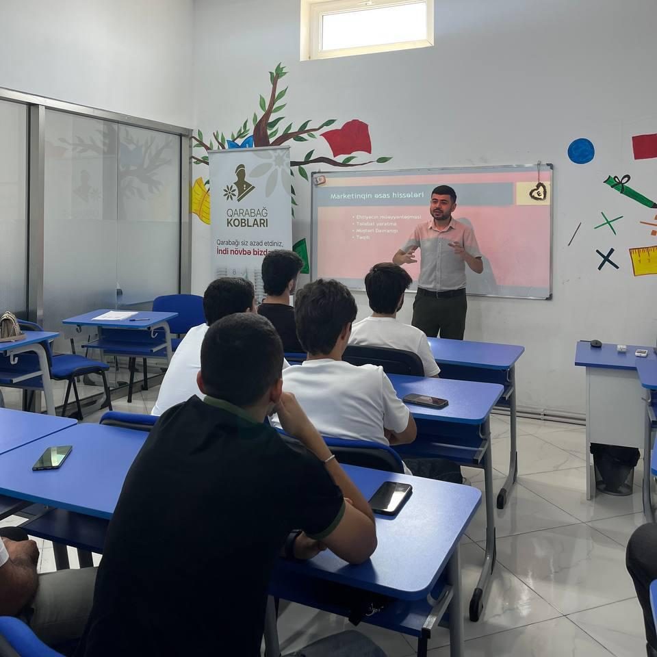 Qarabağ KOB-ları layihəsi çərçivəsində Abşeron rayonunda “Marketinq” mövzusunda təlim keçirilib.