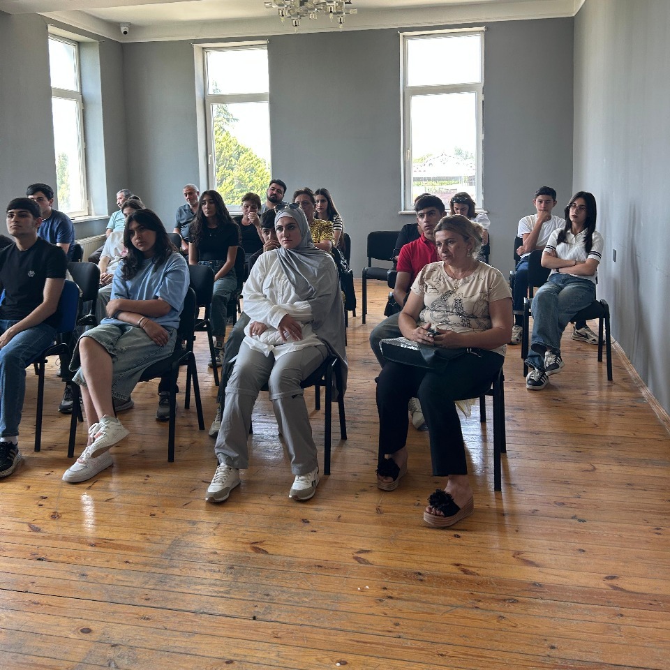 Qarabağ KOB-ları layihəsi çərçivəsində Goranboy rayonunda “Sosial media marketinq” mövzusunda təlim keçirilib