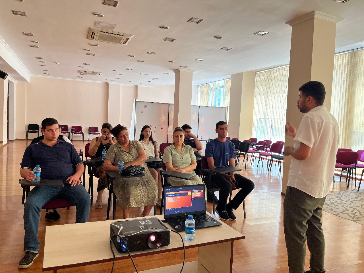 Qarabağ KOB-ları layihəsi çərçivəsində Mingəçevirdə “Sosial media marketinq” mövzusunda təlim keçirilib