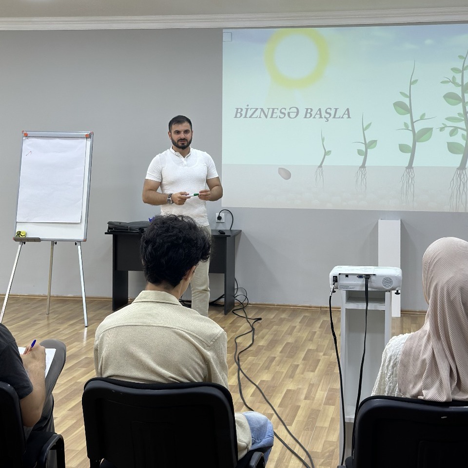 Qarabağ KOB-ları layihəsi çərçivəsində Gəncə şəhərində “Biznesə Başla” mövzusunda təlim keçirilib