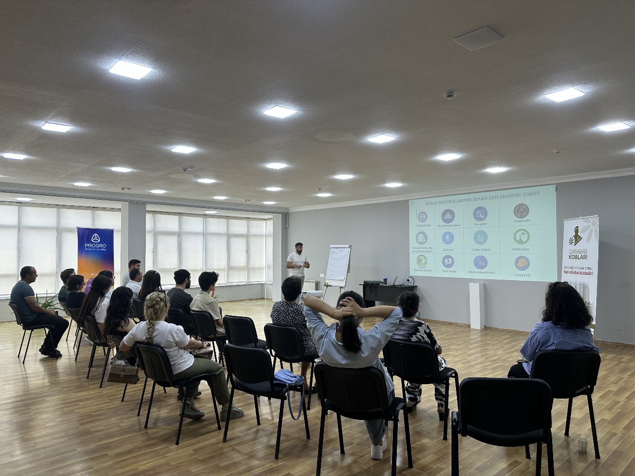 Qarabağ KOB-ları layihəsi çərçivəsində Gəncə şəhərində “İnsan resurslarının idarə olunması” mövzusunda təlim keçirilib.