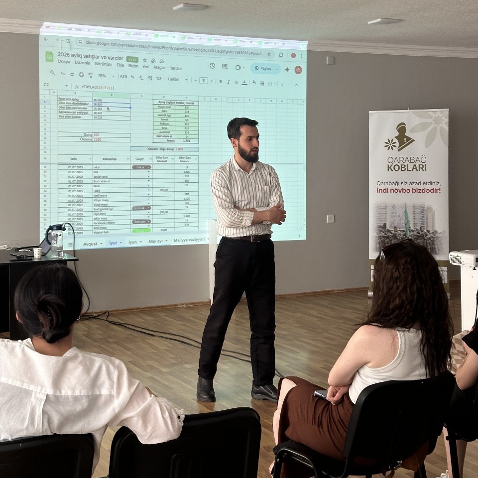 Qarabağ KOB-ları layihəsi çərçivəsində Gəncə şəhərində “Maliyyənin idarə olunması” mövzusunda təlim keçirilib